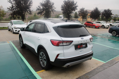 Ford  Kuga 1.5 ECOBLUE TİTANİUM 2021 Model Otomatik Vites
