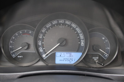 Toyota Auris 1.33 LİFE 2015 Model Düz Vites