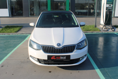 Skoda Fabia 1.2TSİ STYLE CAM TAVAN 2015 Model Otomatik Vites