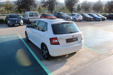 Skoda Fabia 1.2TSİ STYLE CAM TAVAN 2015 Model Otomatik Vites
