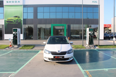 Skoda Fabia 1.2TSİ STYLE CAM TAVAN 2015 Model Otomatik Vites