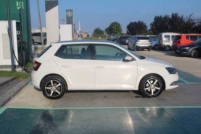 Skoda Fabia 1.2TSİ STYLE CAM TAVAN 2015 Model Otomatik Vites