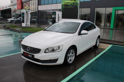 Volvo S60 1.6D D2 PREMİUM 2015 Model Otomatik Vites