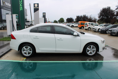 Volvo S60 1.6D D2 PREMİUM 2015 Model Otomatik Vites