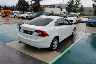Volvo S60 1.6D D2 PREMİUM 2015 Model Otomatik Vites
