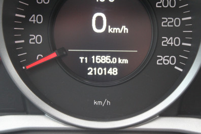 Volvo S60 1.6D D2 PREMİUM 2015 Model Otomatik Vites