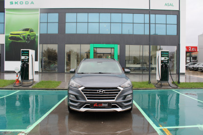 Hyundai Tucson  1.6CRDİ STYLE PLUS 2019 Model Otomatik Vites