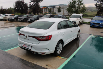 Renault Megane 1.3 TCE JOY 2021 Model Otomatik Vites
