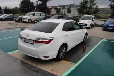 Toyota Corolla  1.6 LPG ADVANCE  2018 Model Düz Vites