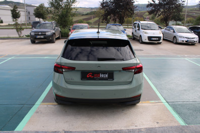 Skoda Fabia 1.0 TSİ PREMİUM 2026 Model Otomatik Vites