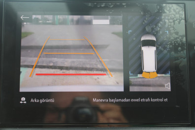Opel Combo 1.5D ULTİMATE 2023 Model Otomatik Vites