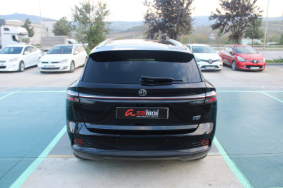 MG HS 1.5 PLUG-İN LUXURY 2024 Model Otomatik Vites