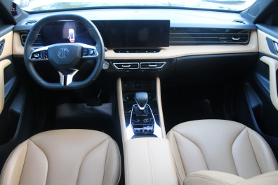 MG HS 1.5 PLUG-İN LUXURY 2024 Model Otomatik Vites