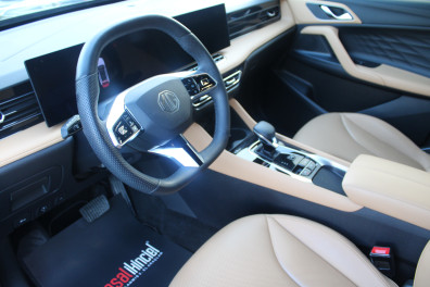 MG HS 1.5 PLUG-İN LUXURY 2024 Model Otomatik Vites