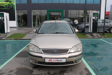 Ford  Mondeo  2.0 TREND 2004 Model Otomatik Vites