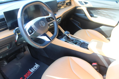 MG HS 1.5T-GDİ LUXURY 2024 Model Otomatik Vites