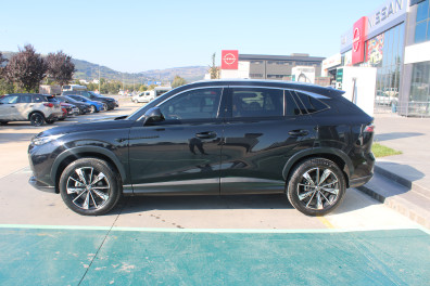 MG HS 1.5T-GDİ LUXURY 2024 Model Otomatik Vites