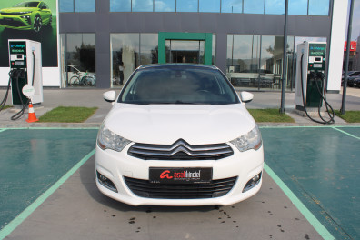 Citroen C4 1.6 E-HDİ EXCLUSİVE CAM TAVAN  2014 Model Yarı Otomatik Vites