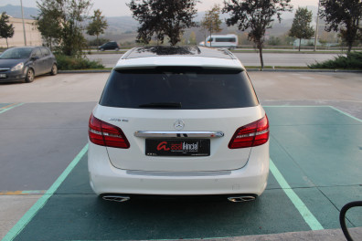 Mercedes-Benz B Serisi  B180 D AMG  2016 Model Otomatik Vites