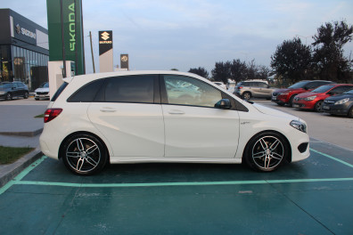 Mercedes-Benz B Serisi  B180 D AMG  2016 Model Otomatik Vites