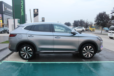 BYD Seal U DM-i 1.5 PHEV DESİGN 2025 Model Otomatik Vites