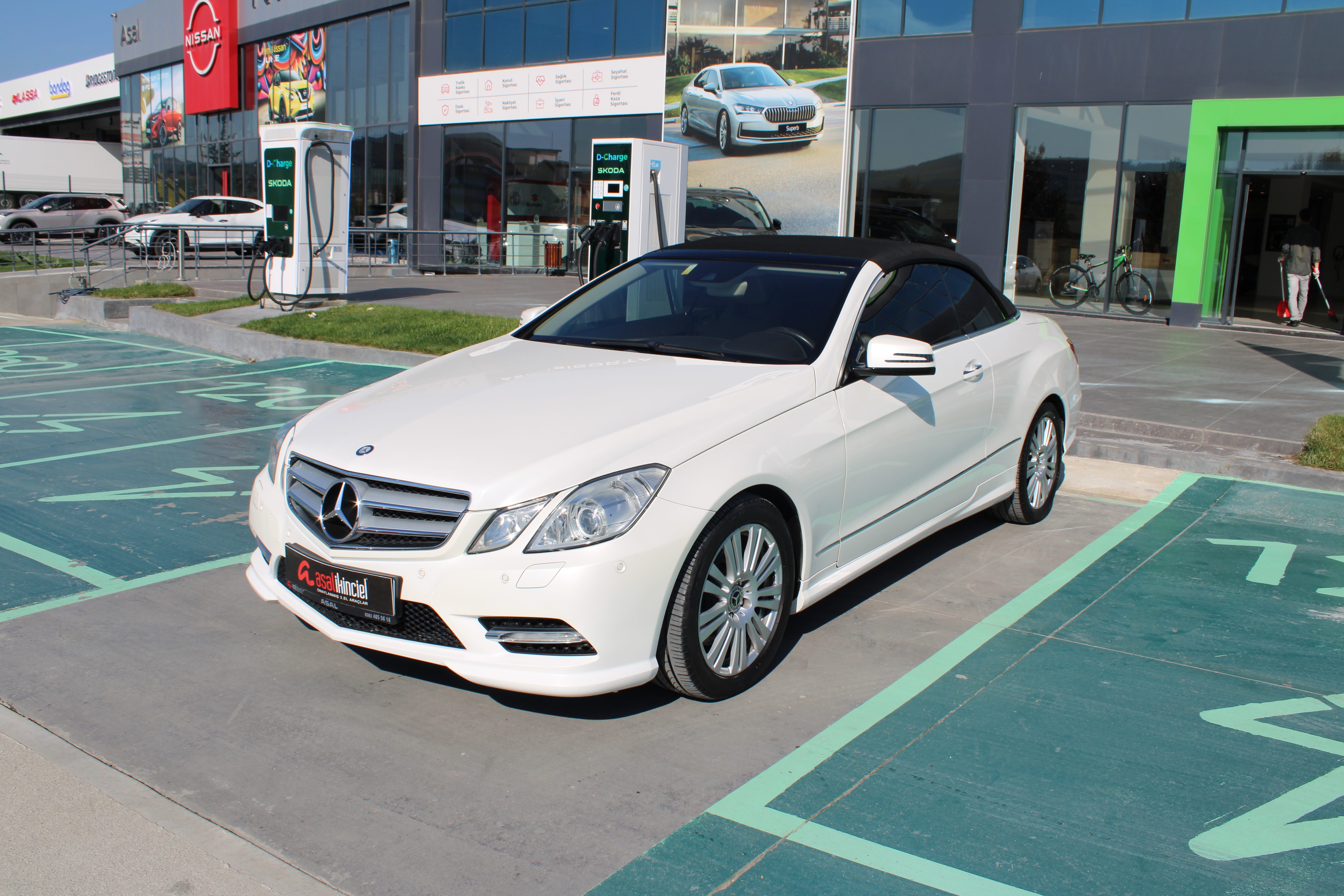 Mercedes-Benz E Serisi E250 CGİ AMG CABRİO 2012 Model Otomatik Vites