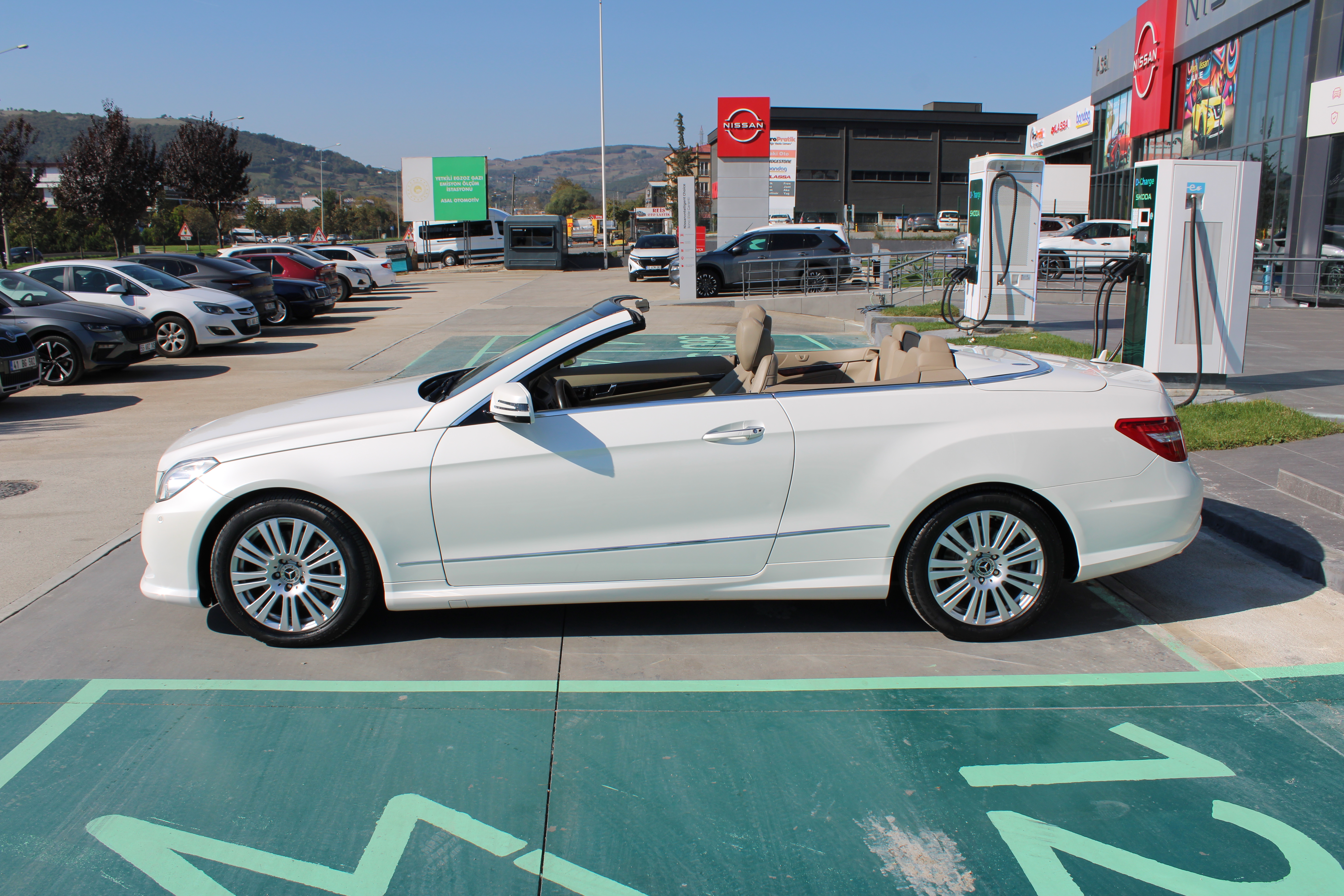 Mercedes-Benz E Serisi E250 CGİ AMG CABRİO 2012 Model Otomatik Vites