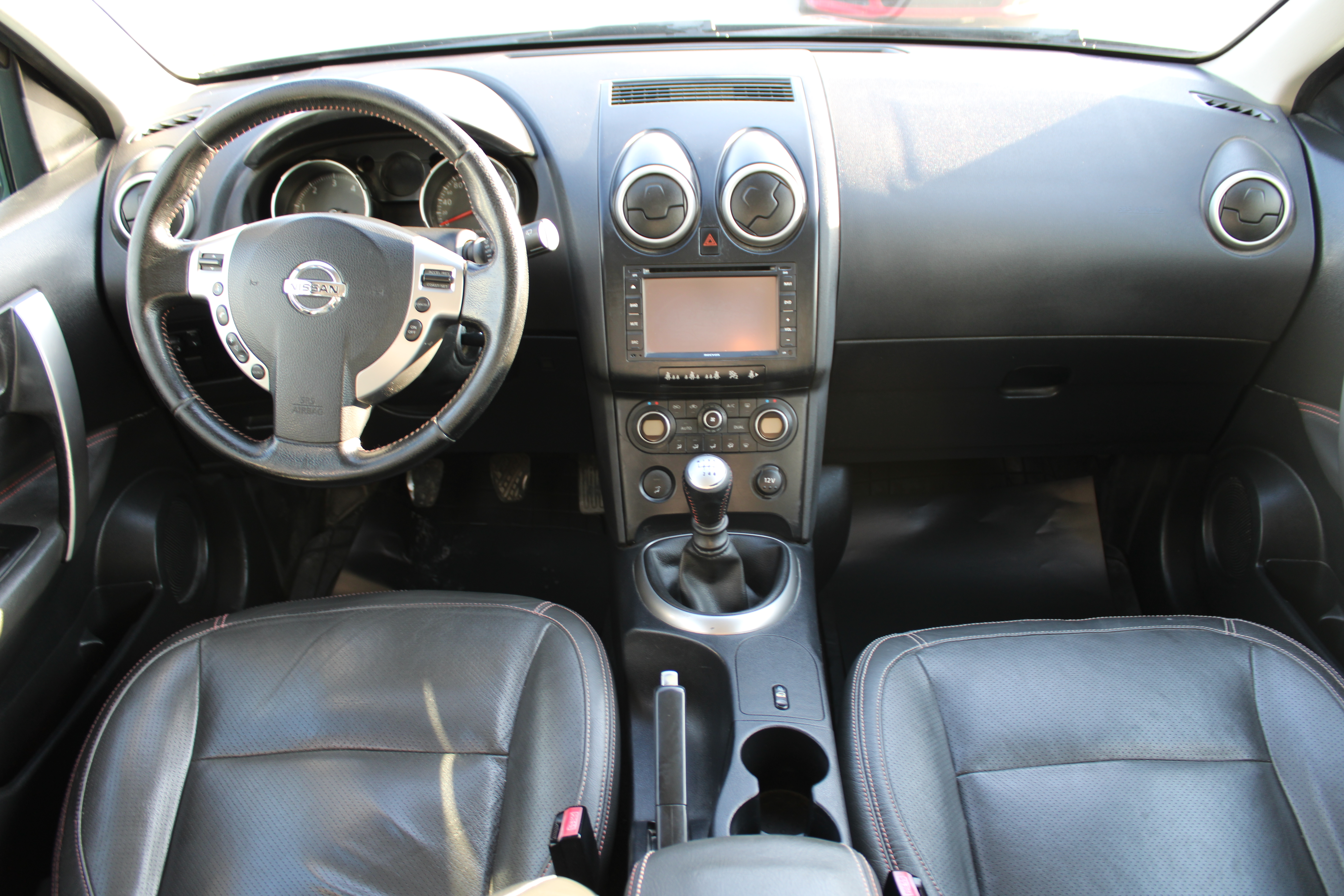 Nissan Qashqai  1.5 DCİ TEKNA 2010 Model Düz Vites
