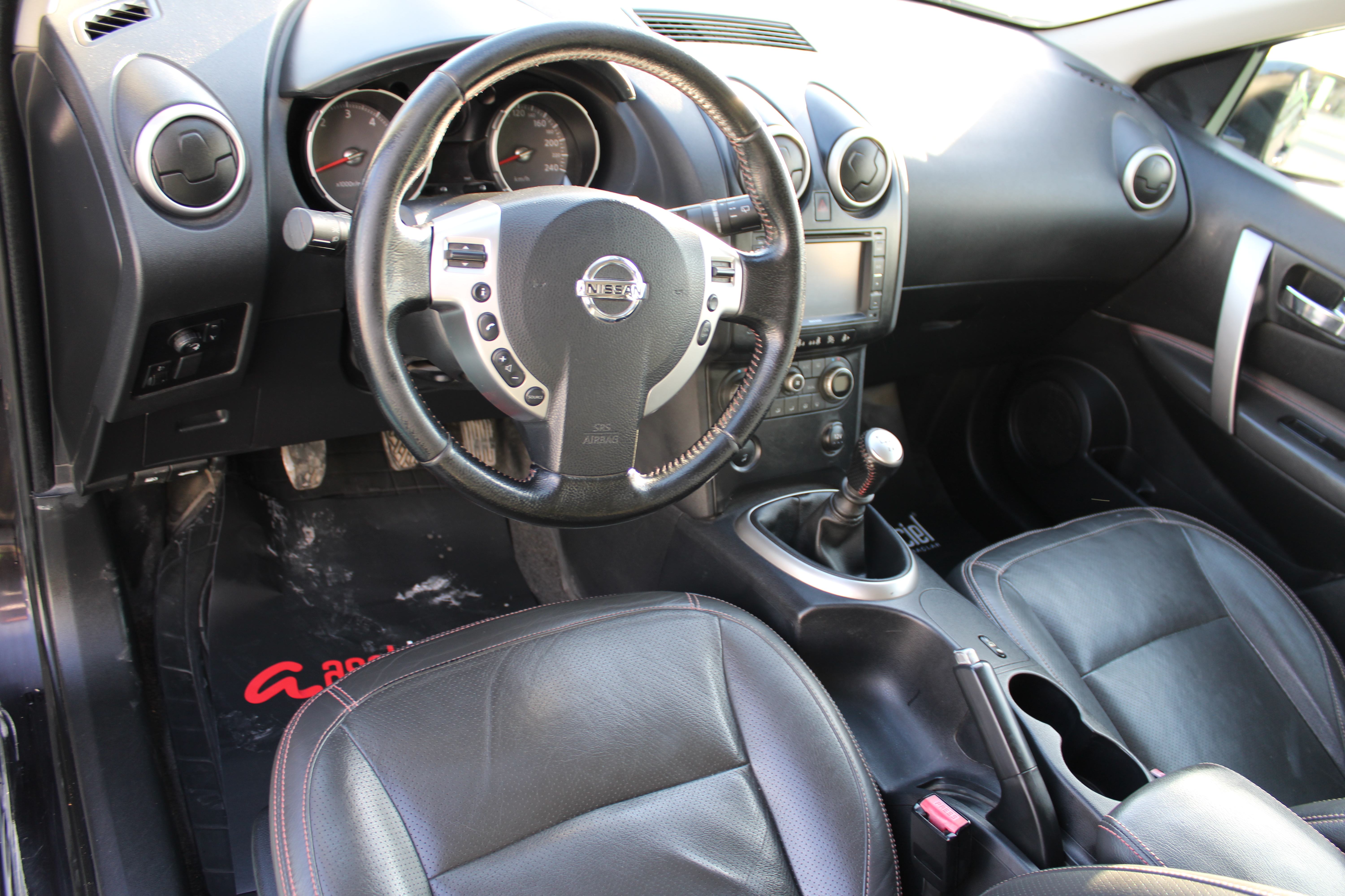 Nissan Qashqai  1.5 DCİ TEKNA 2010 Model Düz Vites