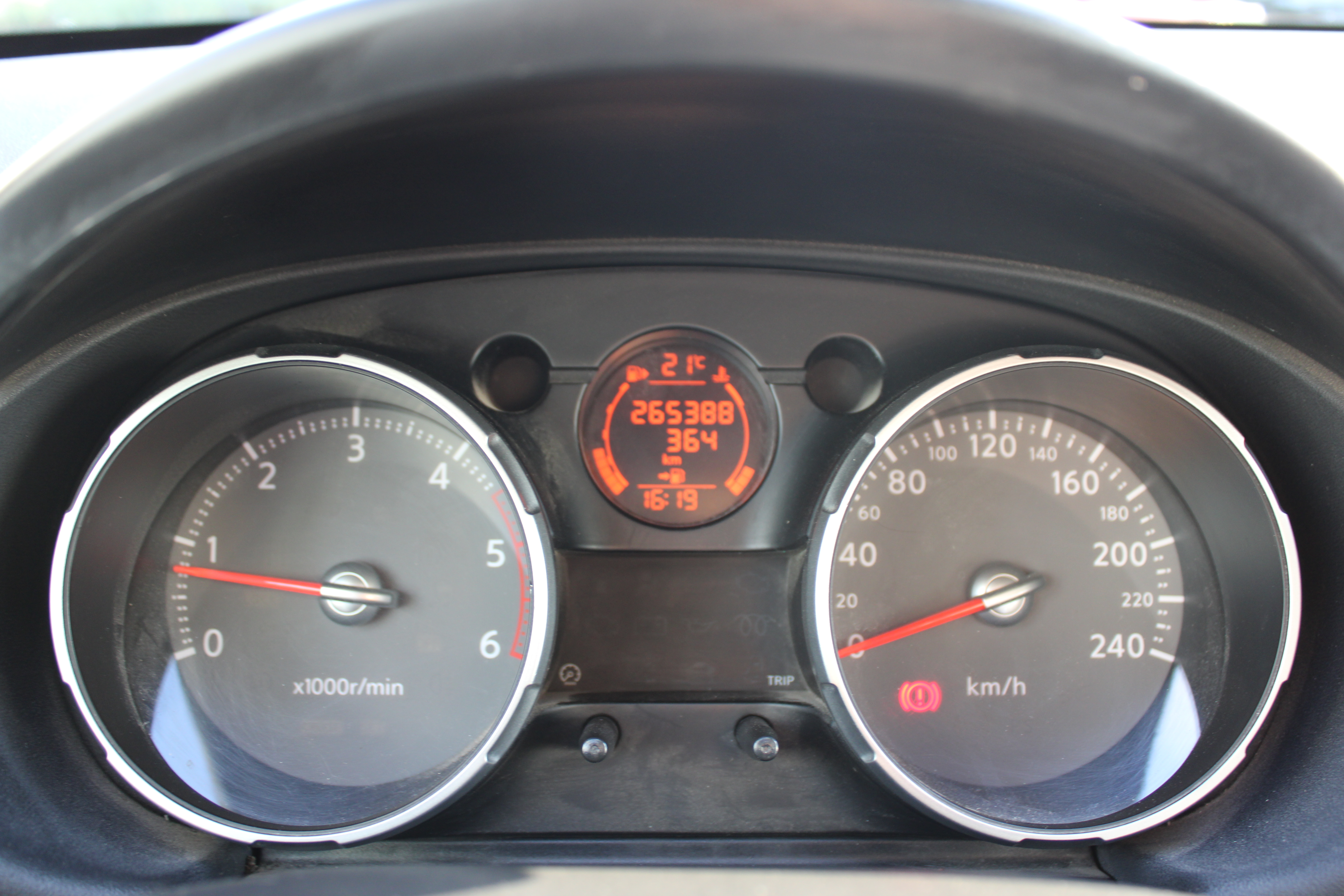 Nissan Qashqai  1.5 DCİ TEKNA 2010 Model Düz Vites